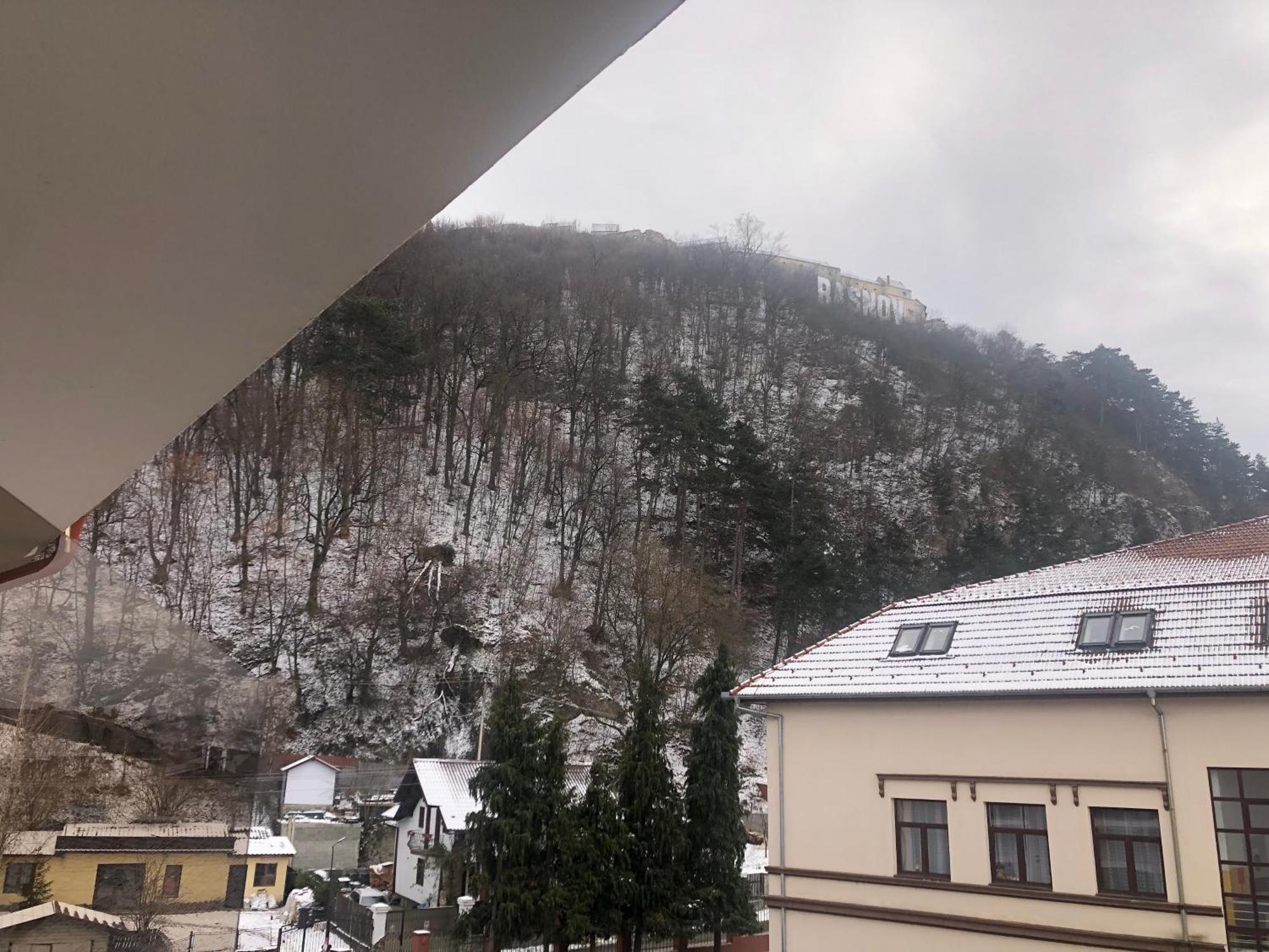 Sub Cetate Hotel Rîşnov Luaran gambar